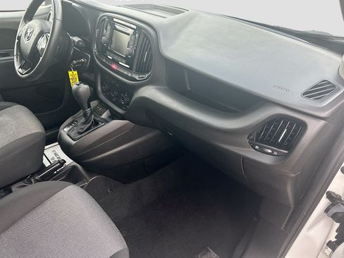 Used 2021 RAM ProMaster City Tradesman SLT FWD image 27