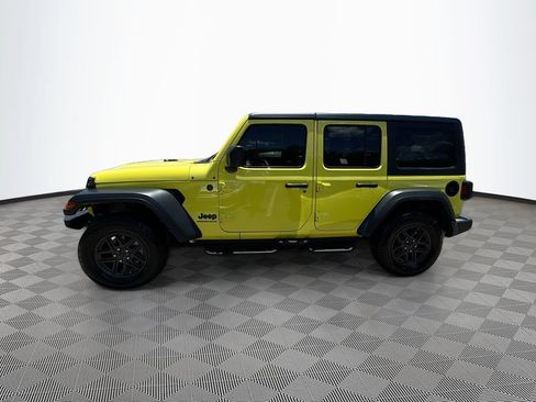 Used 2024 Jeep Wrangler Unlimited Sport AWD/4WD image 9