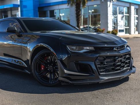 Used 2020 Chevrolet Camaro ZL1 image 3