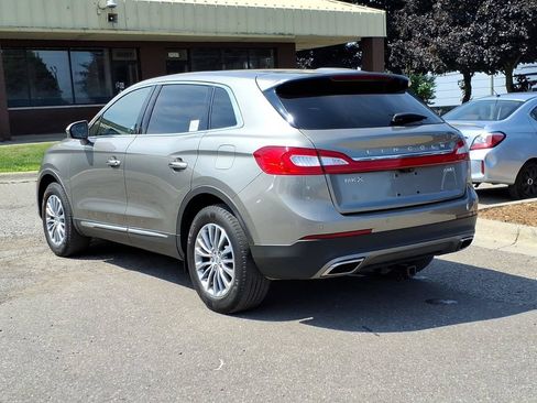 Used 2016 Lincoln MKX Select w/ Climate Package AWD/4WD image 3