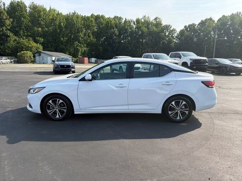 Used 2022 Nissan Sentra SV FWD image 9