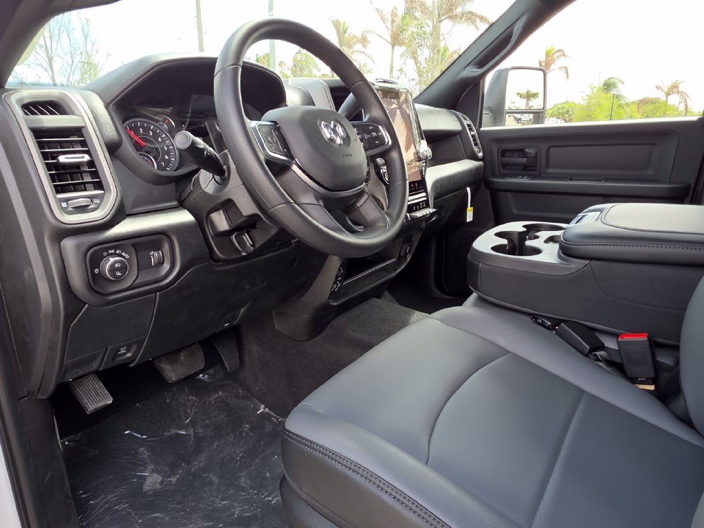 New 2026 RAM 2500 Tradesman AWD/4WD image 14