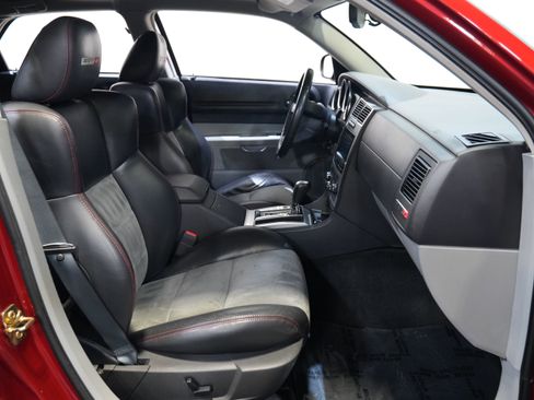 Used 2006 Dodge Magnum SRT8 w/ SRT Option Group III RWD image 34