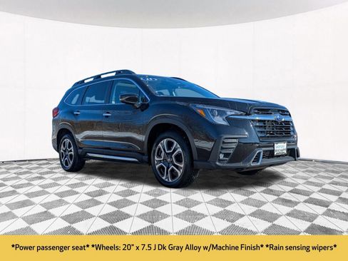 Used 2025 Subaru Ascent Touring AWD/4WD image 17