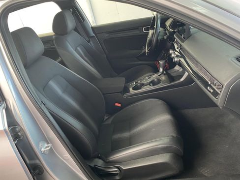 Used 2024 Honda Civic Sport image 9