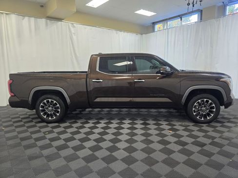 Used 2022 Toyota Tundra Limited image 7