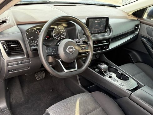 Certified 2022 Nissan Rogue SV image 15