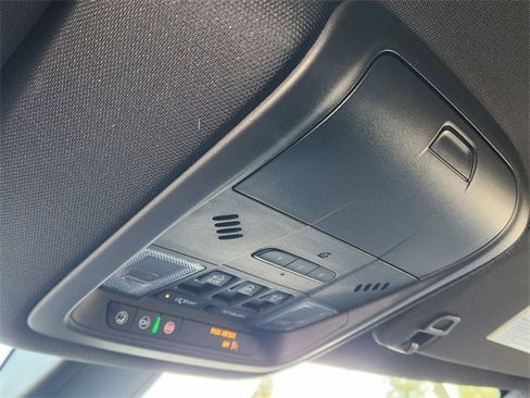 Used 2023 Buick Enclave Avenir w/ Avenir Technology Package image 28