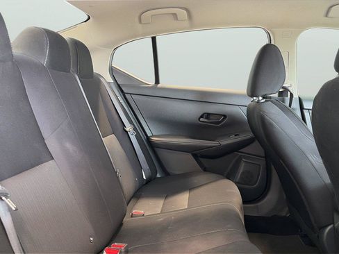 Used 2024 Nissan Sentra SV FWD image 15