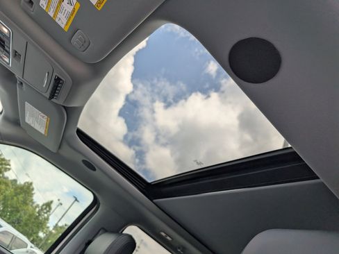 New 2025 Ford F250 Lariat w/ Lariat Ultimate Package image 19