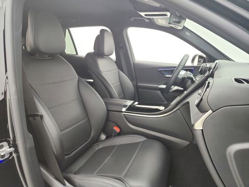 Certified 2025 Mercedes-Benz GLC 300 image 13