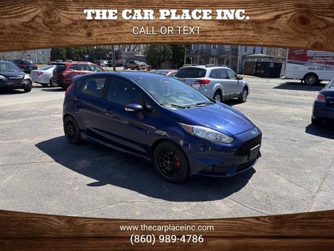 Used 2016 Ford Fiesta ST FWD image 1
