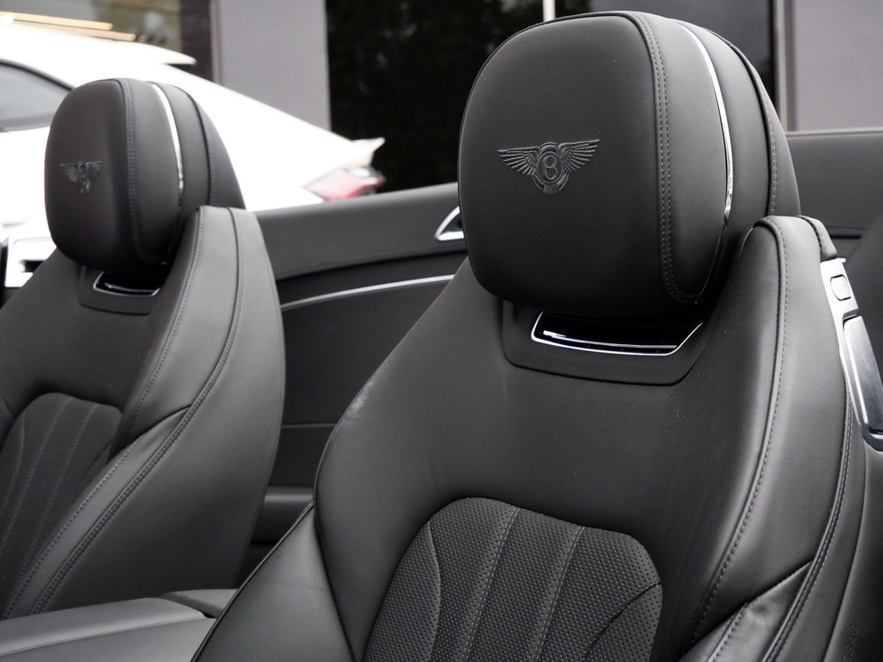 Used 2022 Bentley Continental GT AWD/4WD image 16