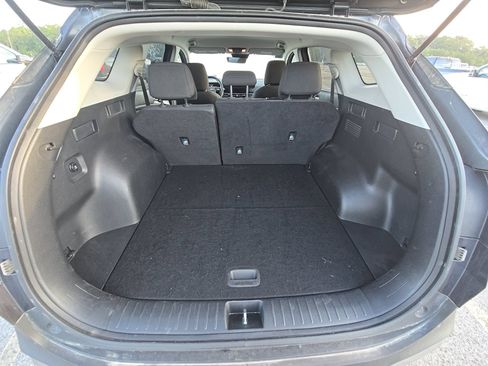 Used 2026 Kia Sportage LX FWD image 14