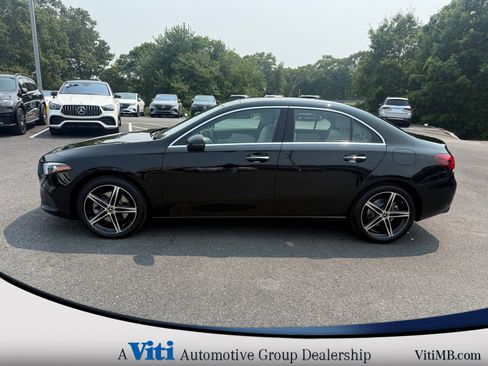 Used 2022 Mercedes-Benz A 220 4MATIC image 5