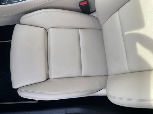 Used 2019 Mercedes-Benz CLA 250 4MATIC image 16