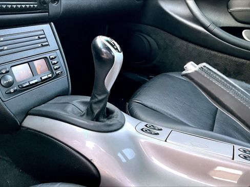 Used 2002 Porsche Boxster RWD image 14
