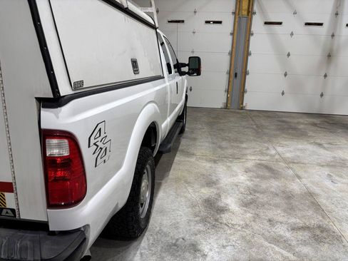 Used 2015 Ford F250 XL w/ Power Equipment Group image 10