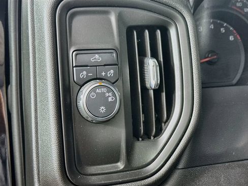 Used 2020 Chevrolet Silverado 1500 Custom w/ Custom Value Package RWD image 11
