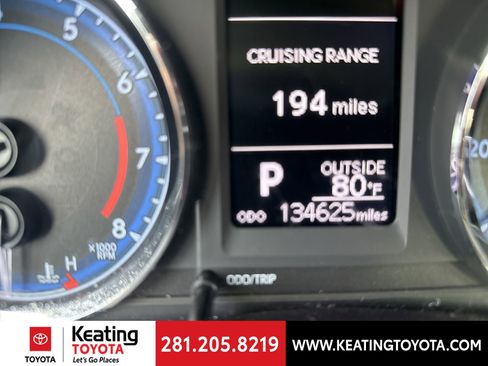 Used 2018 Toyota Corolla LE image 15