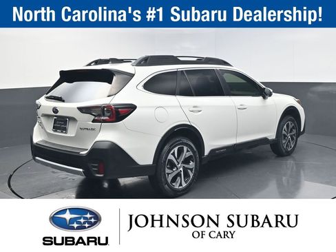 Used 2022 Subaru Outback Limited image 10