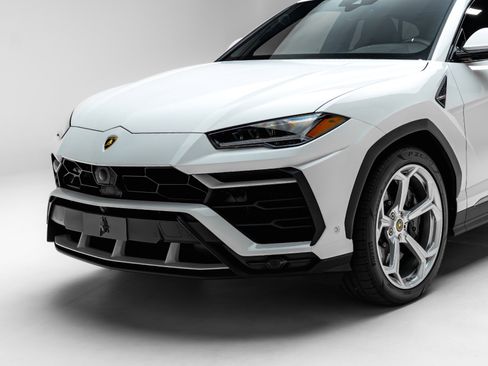 Used 2020 Lamborghini Urus AWD/4WD image 4