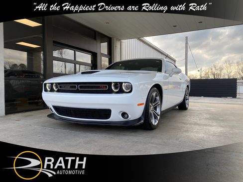 Used 2020 Dodge Challenger R/T image 1