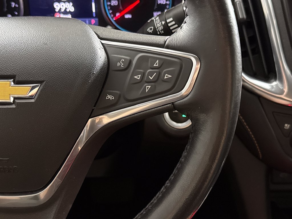 Used 2019 Chevrolet Equinox Premier FWD image 16