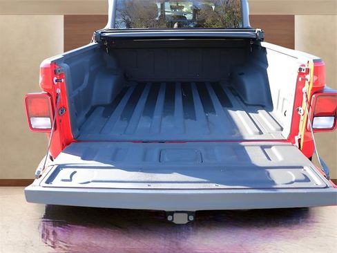 Used 2022 Jeep Gladiator Mojave w/ Trailer Tow Package image 9