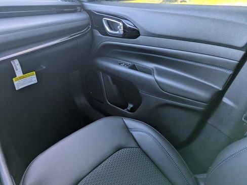New 2026 Jeep Compass Latitude w/ Sun and Sound Group AWD/4WD image 15