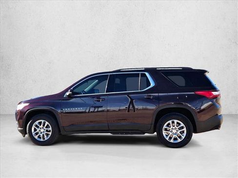 Used 2021 Chevrolet Traverse LT image 9