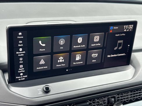 Used 2025 Honda Accord EX-L image 13