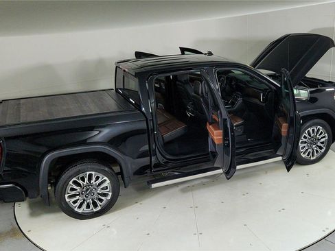 Used 2023 GMC Sierra 1500 Denali Ultimate AWD/4WD image 24