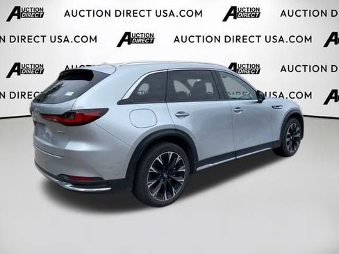 Used 2024 MAZDA CX-90 Plug-In Hybrid w/ Premium Pkg image 5