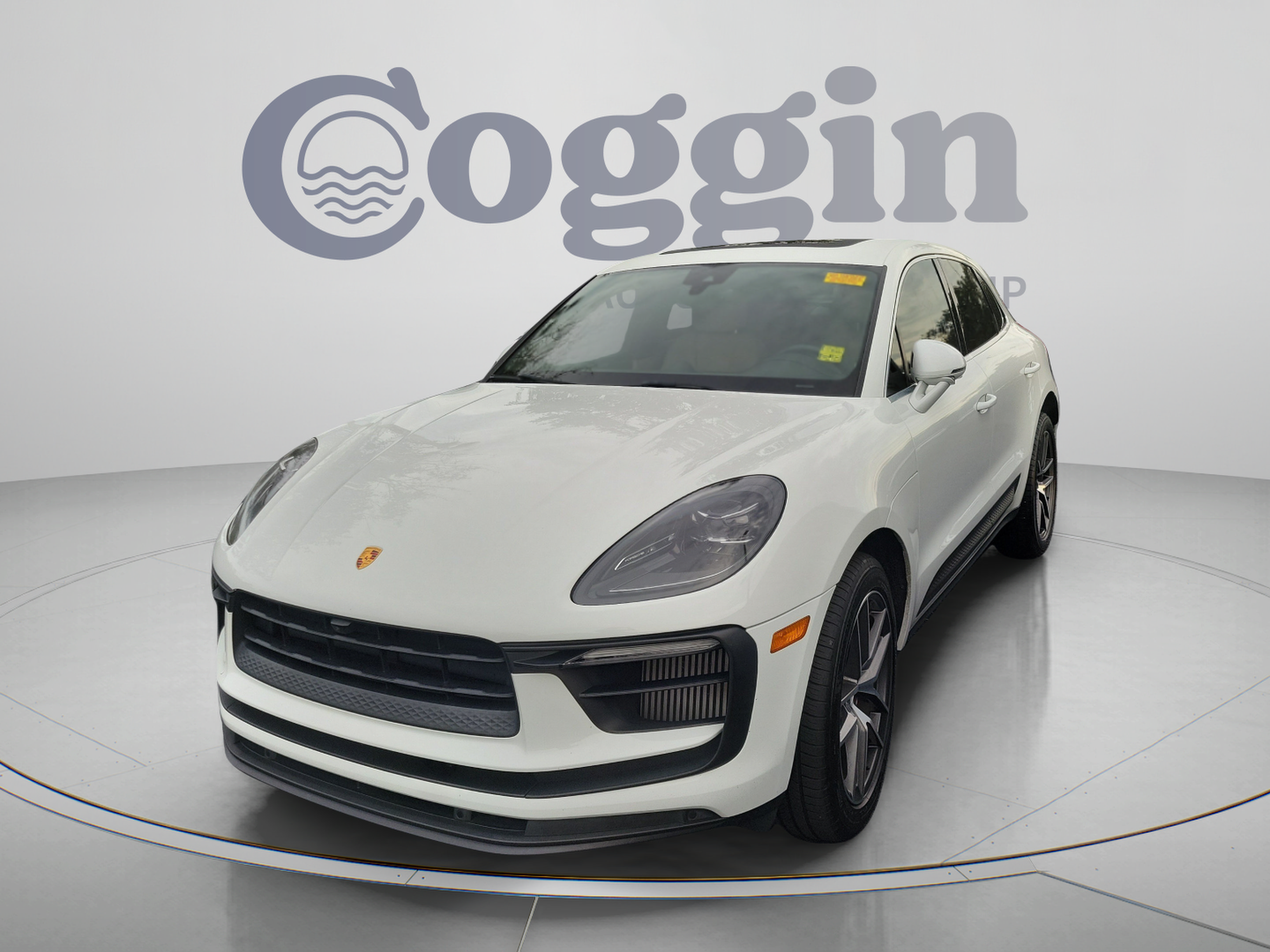 Used 2022 Porsche Macan S AWD/4WD image 1