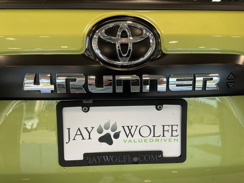 Certified 2023 Toyota 4Runner TRD Off-Road Premium image 25