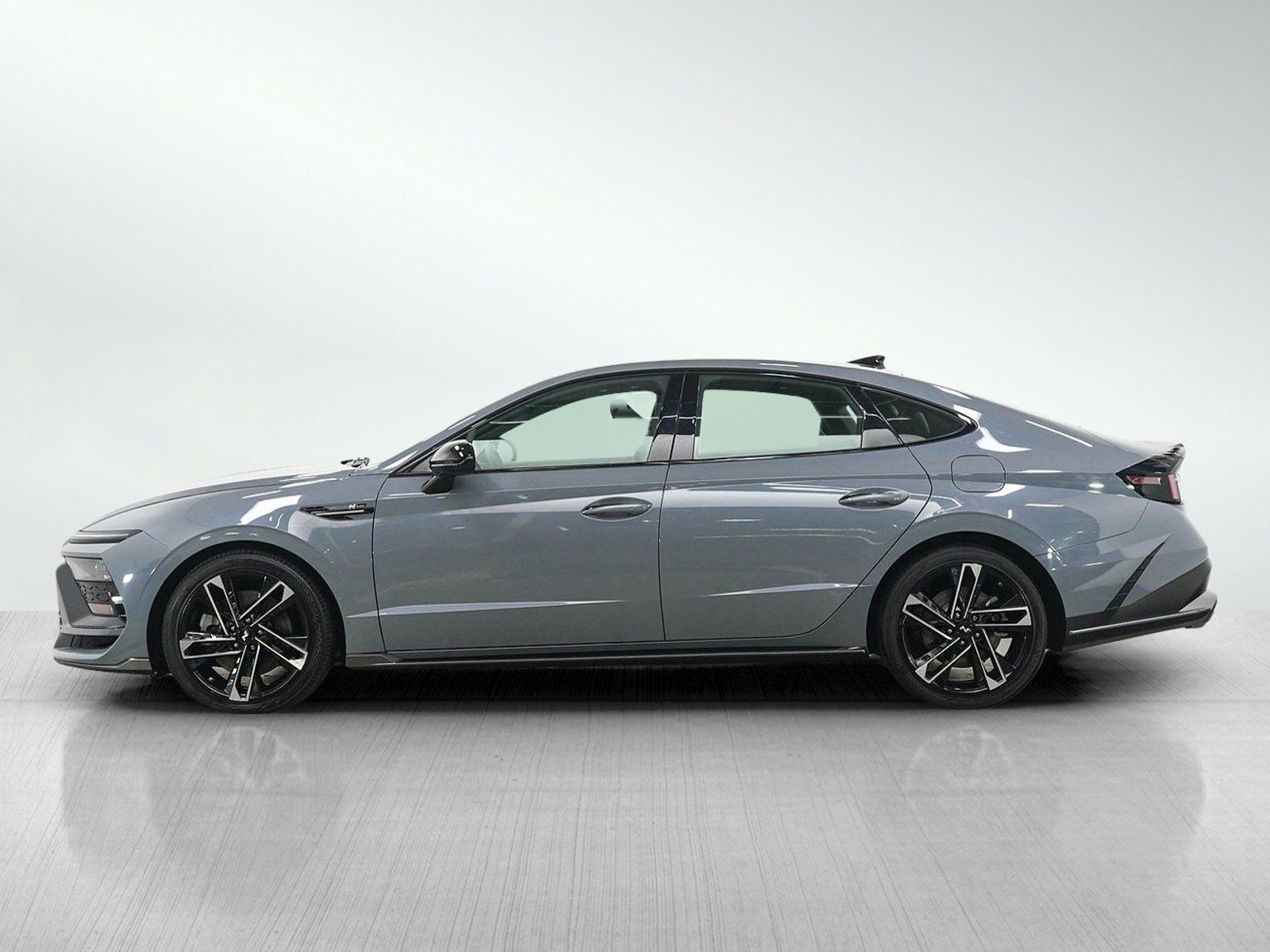 Used 2024 Hyundai Sonata N Line FWD image 2