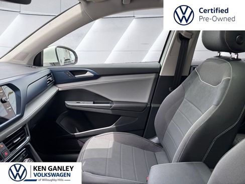 Used 2024 Volkswagen Taos SE AWD/4WD image 19