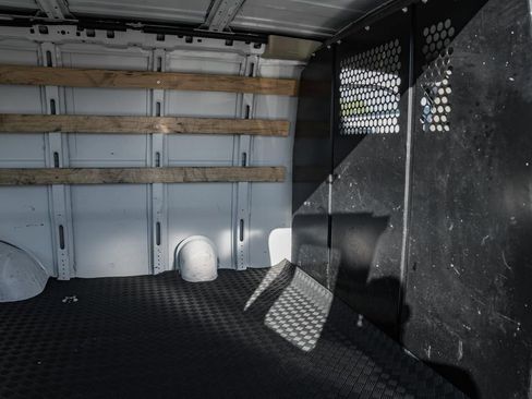 Used 2024 GMC Savana 2500 w/ Driver Convenience Package image 36