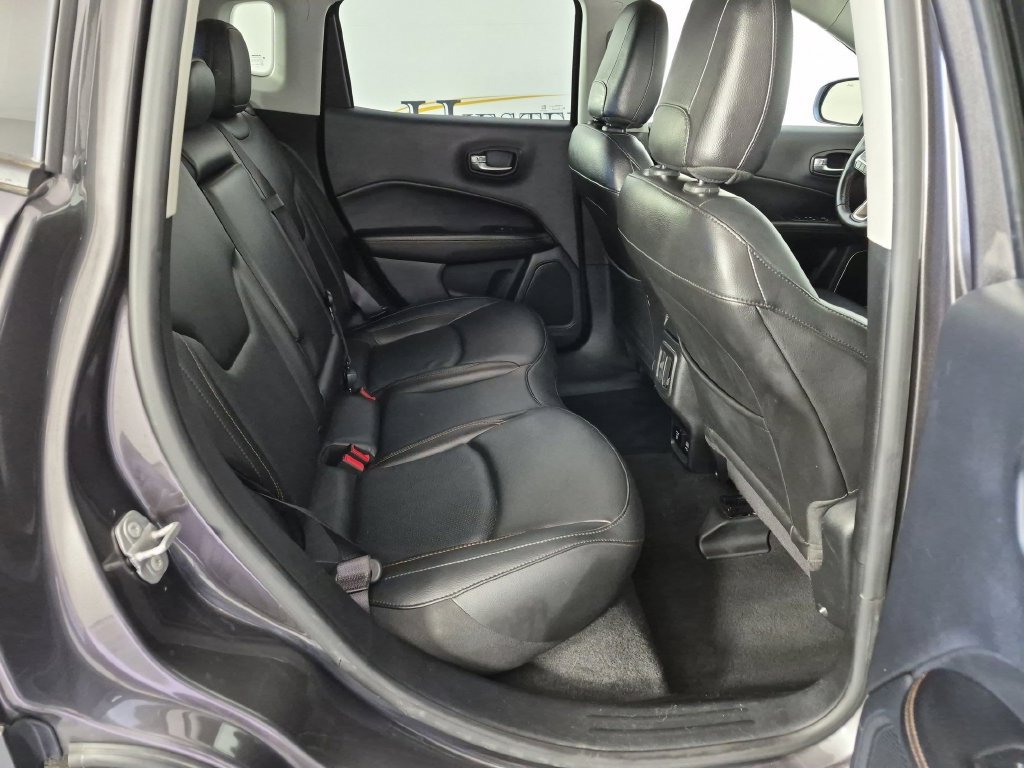 Used 2021 Jeep Compass Limited AWD/4WD image 34