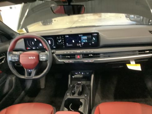 Used 2025 Kia K4 EX w/ GT-Line Premium Package FWD image 21
