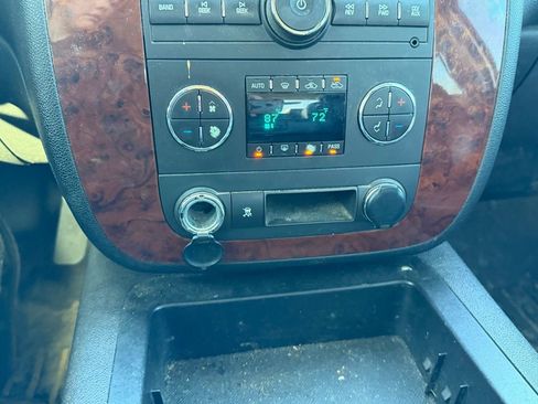 Used 2011 Chevrolet Silverado 1500 LTZ w/ LTZ White Diamond Edition image 17