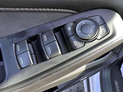 Used 2023 Chevrolet Traverse High Country AWD/4WD image 9