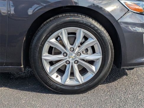 Used 2023 Chevrolet Malibu LT image 12