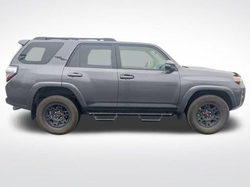 Used 2023 Toyota 4Runner TRD Off-Road Premium w/ Off Road Premium Plus Package AWD/4WD image 4
