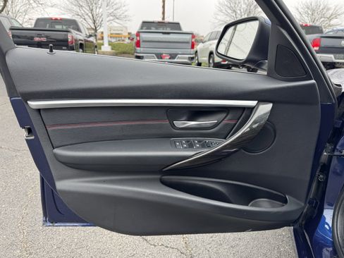 Used 2017 BMW 330i xDrive Sedan image 23