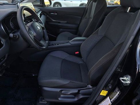 Certified 2020 Toyota C-HR LE FWD image 15