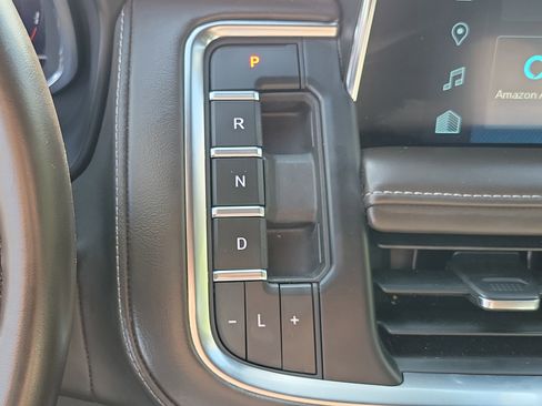 Used 2023 Chevrolet Tahoe LT image 32