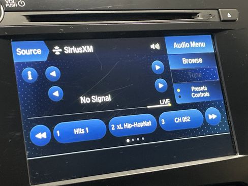 Used 2019 Acura ILX w/ Premium Package image 18