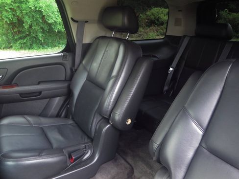 Used 2009 Chevrolet Tahoe LT AWD/4WD image 20